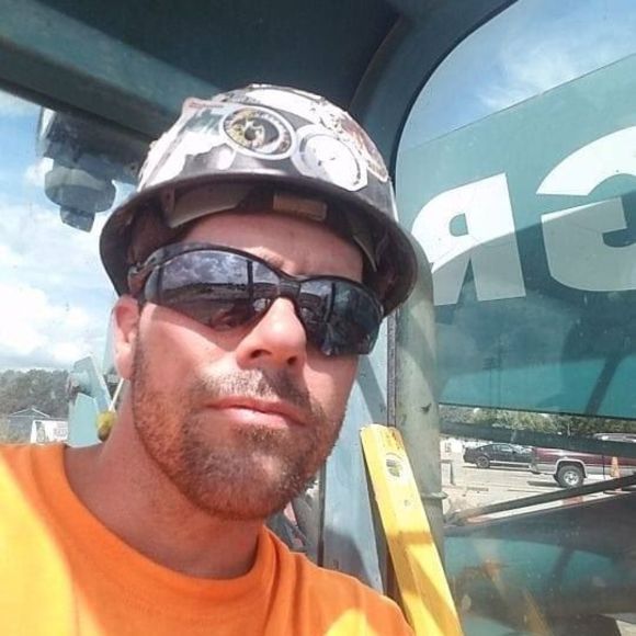 Meet your Posher, Josh - Picture 1 of 1